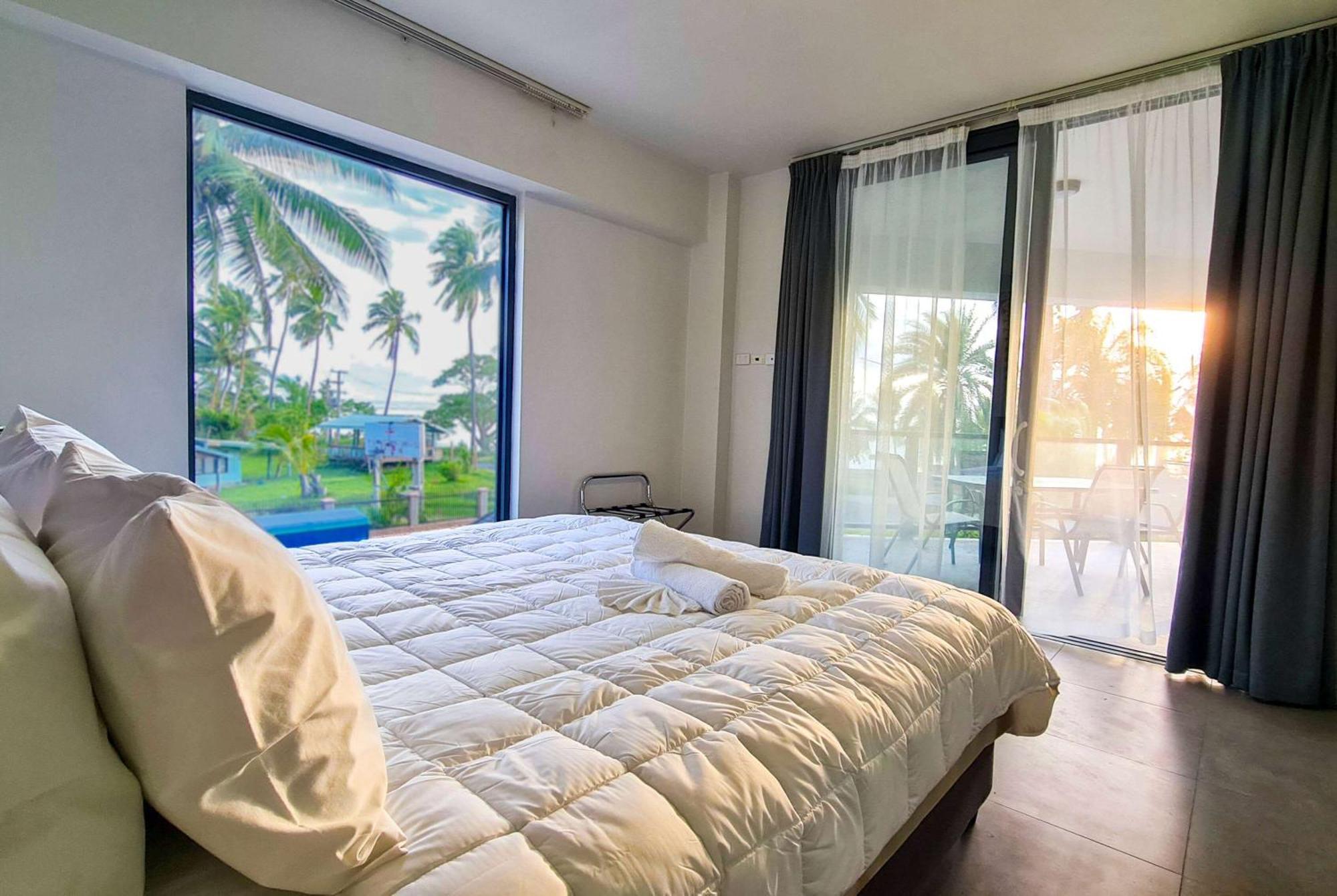 Ramada Suites By Wyndham Seafront Coral Coast Korotogo Exterior foto