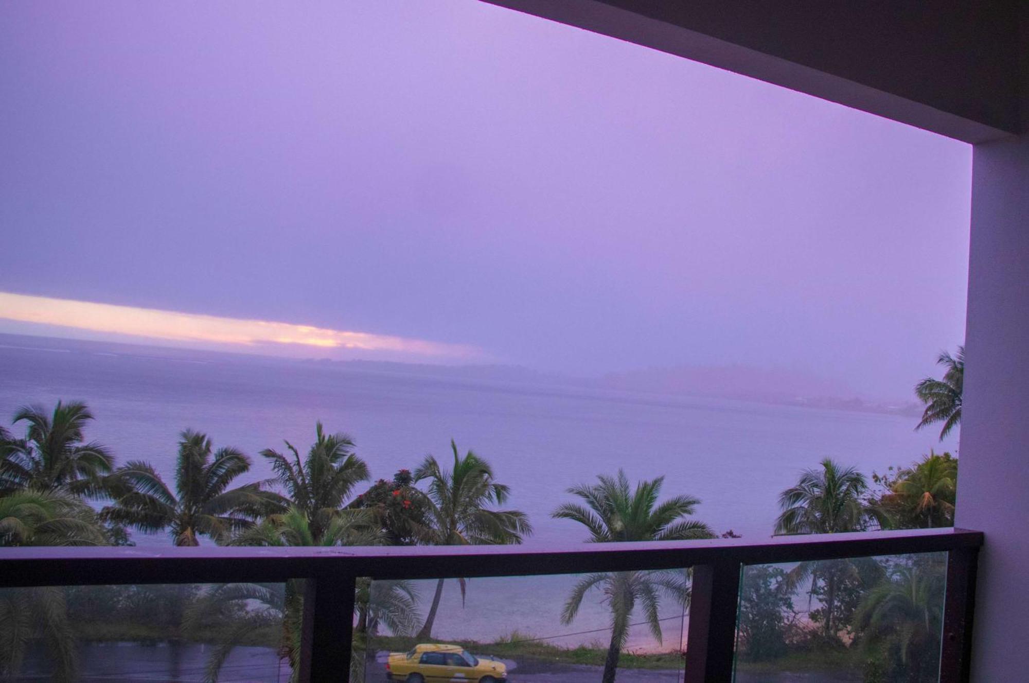 Ramada Suites By Wyndham Seafront Coral Coast Korotogo Exterior foto